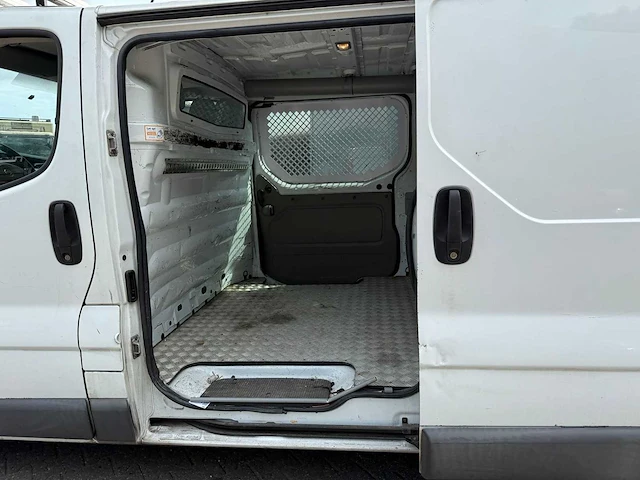 Opel - vivaro - 2.5 cdti l1h1 - bedrijfswagen - afbeelding 18 van  22
