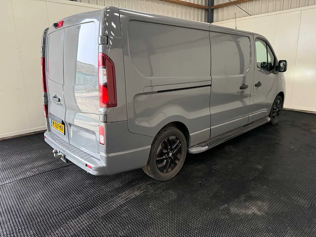 Opel - vivaro - bedrijfswagen - 2019 - afbeelding 2 van  39