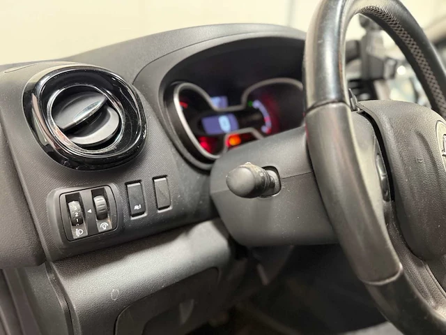 Opel - vivaro - bedrijfswagen - 2019 - afbeelding 7 van  39