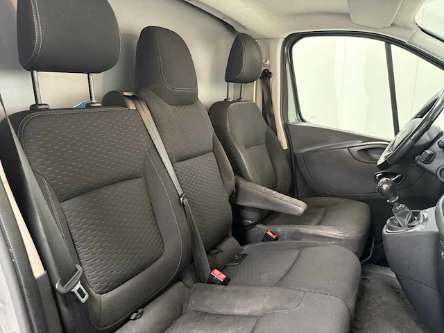Opel - vivaro - bedrijfswagen - 2019 - afbeelding 14 van  39