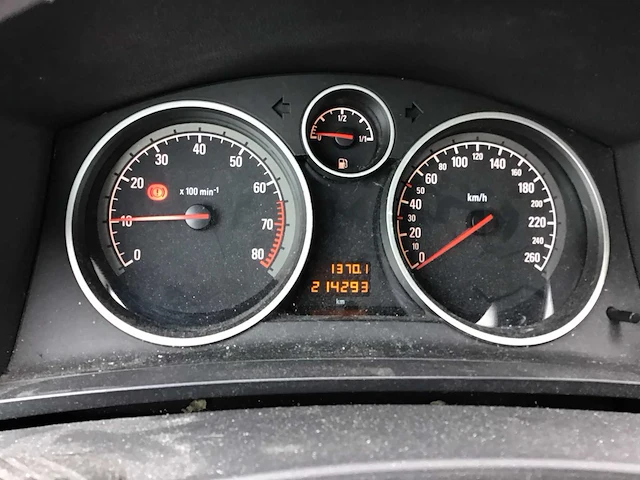 Opel - zafira - 1.6 essentia - personenauto - afbeelding 2 van  13