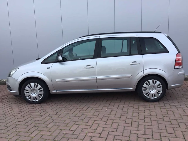 Opel - zafira - 1.6 essentia - personenauto - afbeelding 6 van  13