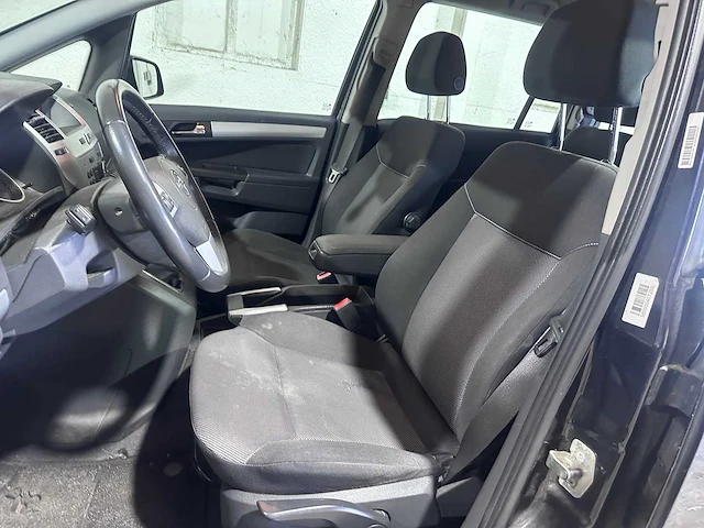 Opel - zafira - 1.6 selection - 38-kzl-8 - afbeelding 3 van  16