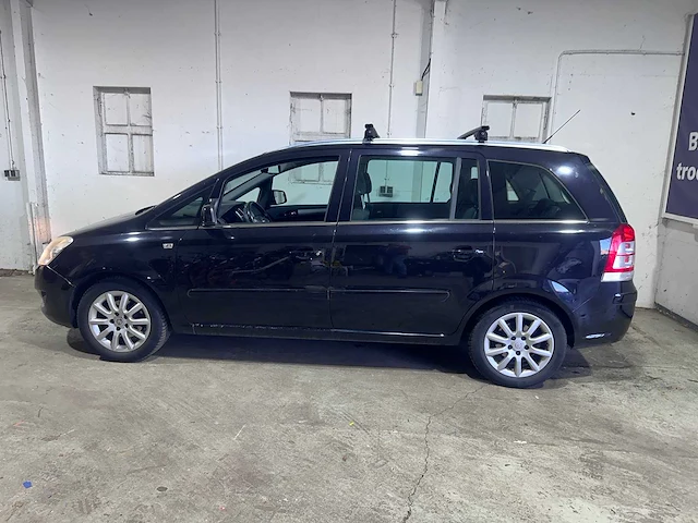 Opel - zafira - 1.6 selection - 38-kzl-8 - afbeelding 9 van  16