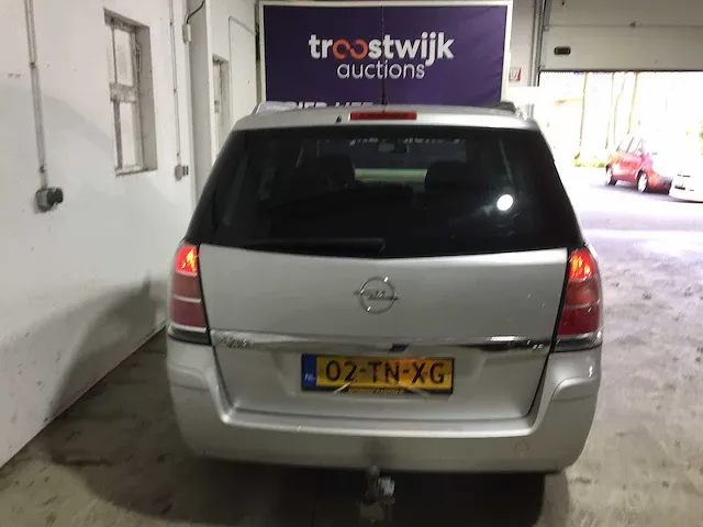 Opel - zafira - 1.8 cosmo 7p- 02-tn-xg - afbeelding 12 van  19