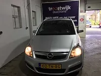 Opel - zafira - 1.8 cosmo 7p- 02-tn-xg - afbeelding 15 van  19