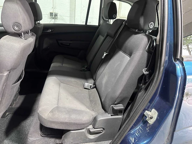 Opel - zafira - 1.8 temptation - 38-xj-zv - afbeelding 8 van  20