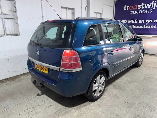Opel - zafira - 1.8 temptation - 38-xj-zv - afbeelding 16 van  20