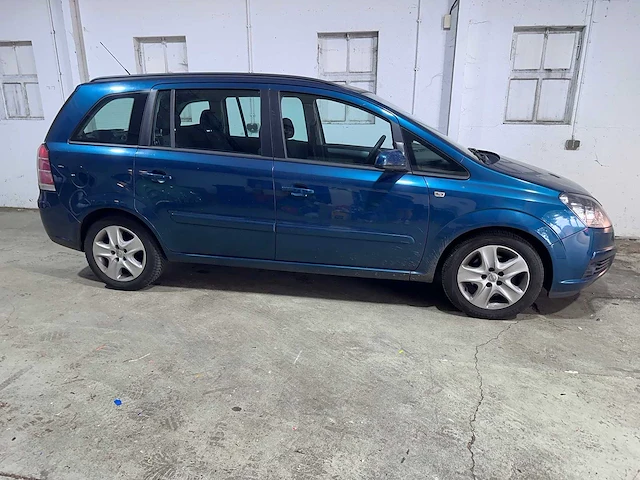 Opel - zafira - 1.8 temptation - 38-xj-zv - afbeelding 17 van  20