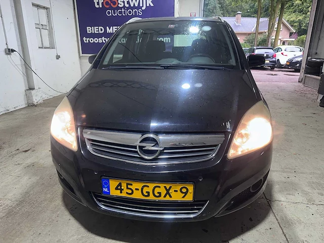 Opel - zafira - 1.8 temptation - 45-ggx-9 - afbeelding 18 van  20