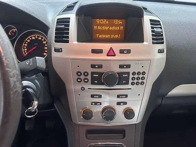 Opel - zafira - 1.8 temptation - 87-gvs-8 - afbeelding 13 van  18
