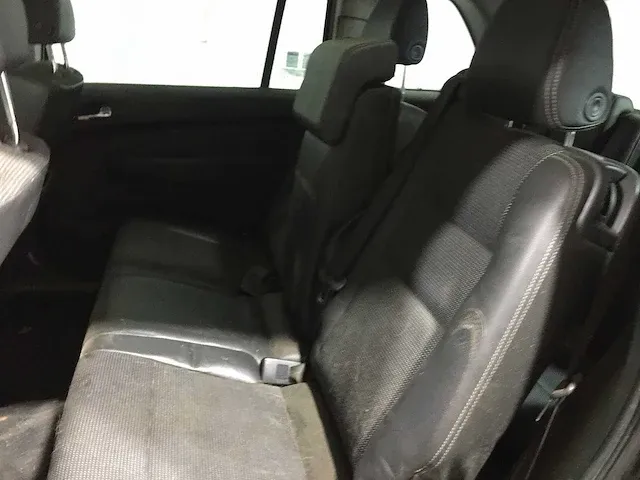 Opel - zafira - 2.2 cosmo - 21-rt-bf - afbeelding 9 van  26