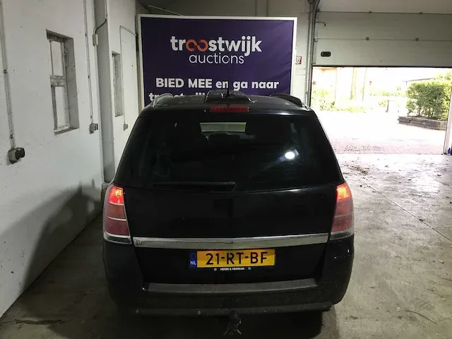 Opel - zafira - 2.2 cosmo - 21-rt-bf - afbeelding 21 van  26