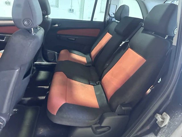 Opel - zafira - 2.2 executive automaat 30-sn-ph - afbeelding 17 van  20