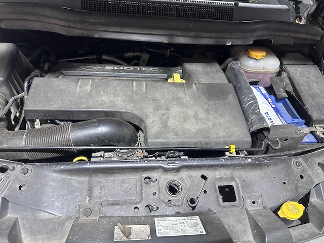 Opel - zafira - 2.2 executive automaat 30-sn-ph - afbeelding 11 van  20