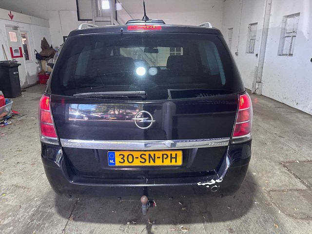 Opel - zafira - 2.2 executive automaat 30-sn-ph - afbeelding 15 van  20