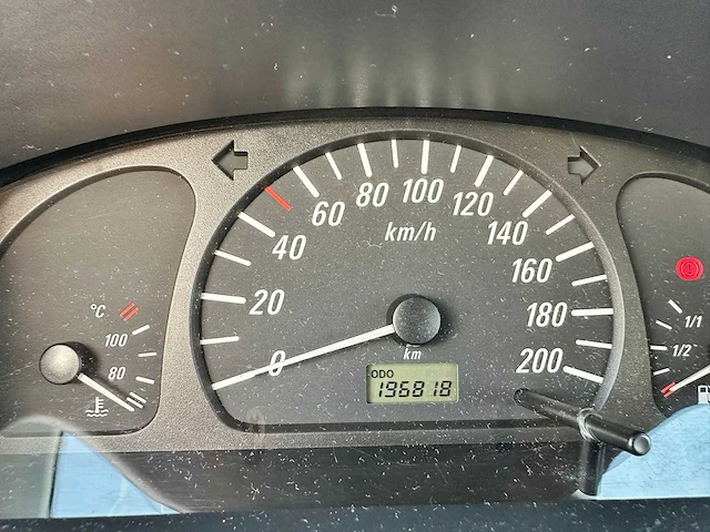 Opel agila -1.0-12v essentia, 51-pl-rg - afbeelding 15 van  15