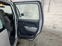 Opel agila 1.2-16v elegance 75pk 2003 (origineel-nl), 52-ll-ls - afbeelding 28 van  46