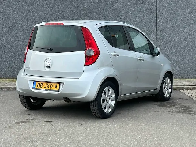 Opel agila 1.2 enjoy automaat | 88-jxd-4 - afbeelding 12 van  26