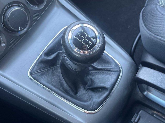 Opel antara 2.4-16v temptation 2008 | 88-hhs-6 - afbeelding 19 van  20