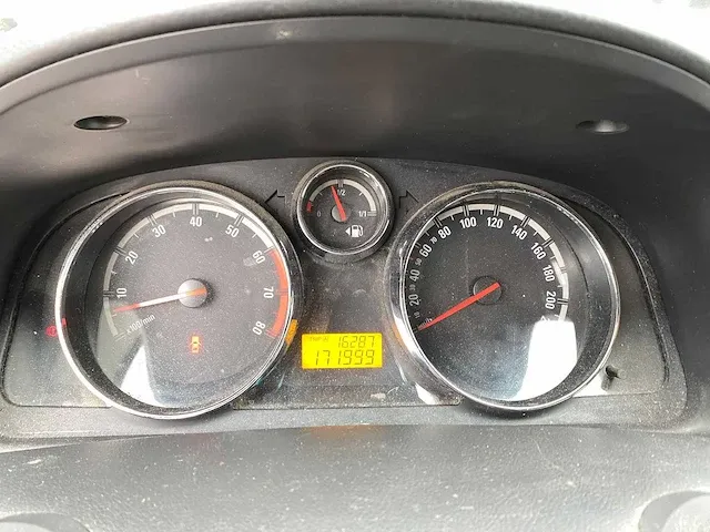 Opel antara suv bedrijfswagen - afbeelding 16 van  18