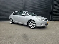 Opel astra 1.4 turbo edition 04-kzr-3 - afbeelding 18 van  23