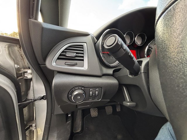 Opel astra 1.4 turbo enjoy, 2015 - afbeelding 9 van  32