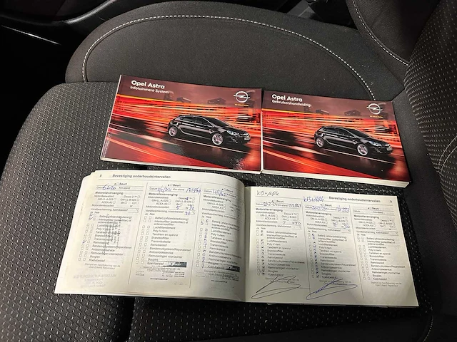 Opel astra 1.4 turbo sport 14-lxf-6 - afbeelding 11 van  21
