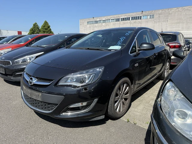 Opel astra 1.4i essentia 100, 2015 - afbeelding 1 van  27