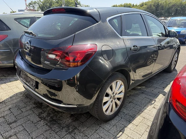 Opel astra 1.4i essentia 100, 2015 - afbeelding 22 van  27