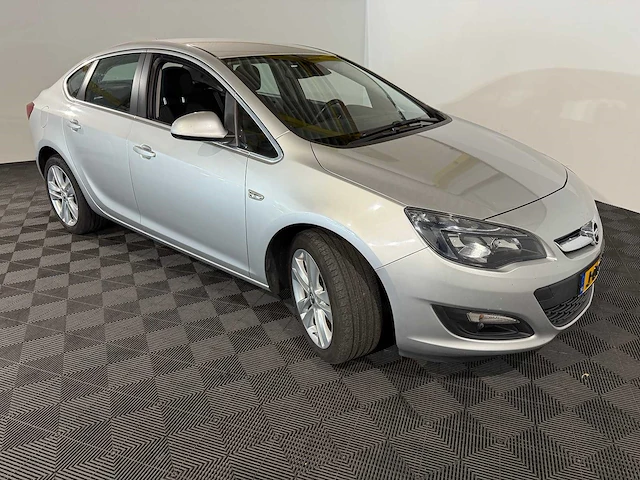 Opel astra 1.6 cdti s/s edition, j-069-vh - afbeelding 10 van  13