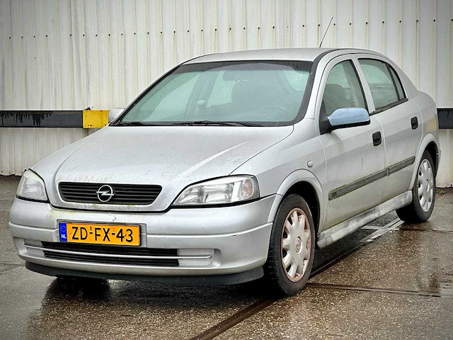 Opel astra 1.6 club, zd-fx-43 - afbeelding 1 van  12