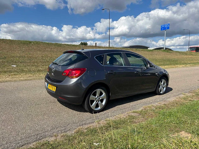 Opel astra 1.6 edition 2011 | 24-ppb-8 i - afbeelding 9 van  14