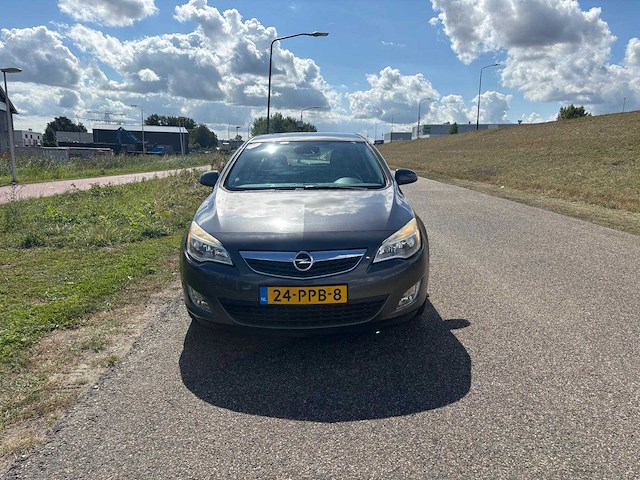 Opel astra 1.6 edition 2011 | 24-ppb-8 i - afbeelding 10 van  14