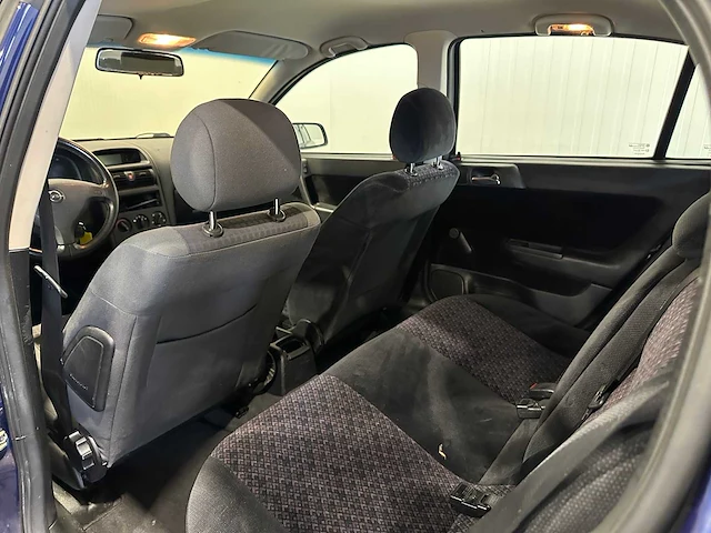 Opel astra 1.6 pearl 56-hg-hz - afbeelding 2 van  15