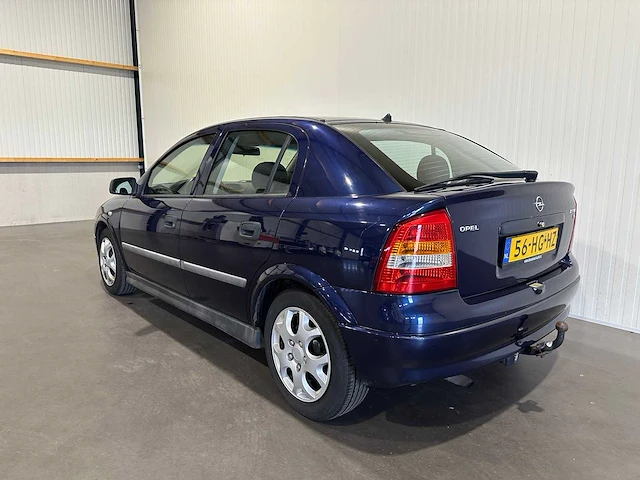 Opel astra 1.6 pearl 56-hg-hz - afbeelding 9 van  15
