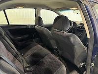 Opel astra 1.6 pearl 56-hg-hz - afbeelding 4 van  15