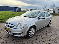 Opel astra 1.6 temptation , 60-htd-8 - afbeelding 1 van  19