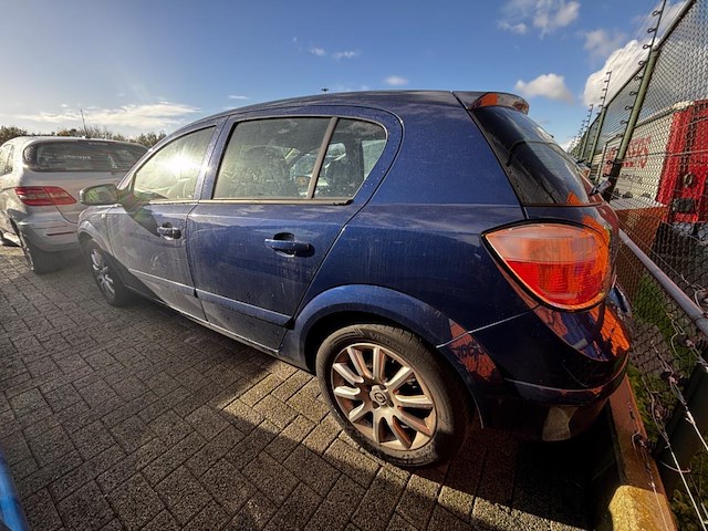 Opel astra 1.6i xep 16v enjoy,2005 - afbeelding 31 van  35