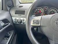 Opel astra 1.8 enjoy car 2005 | 83-rg-nt i - afbeelding 9 van  26