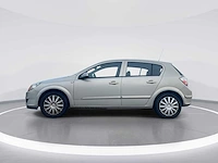Opel astra 1.8 enjoy car 2005 | 83-rg-nt i - afbeelding 12 van  26