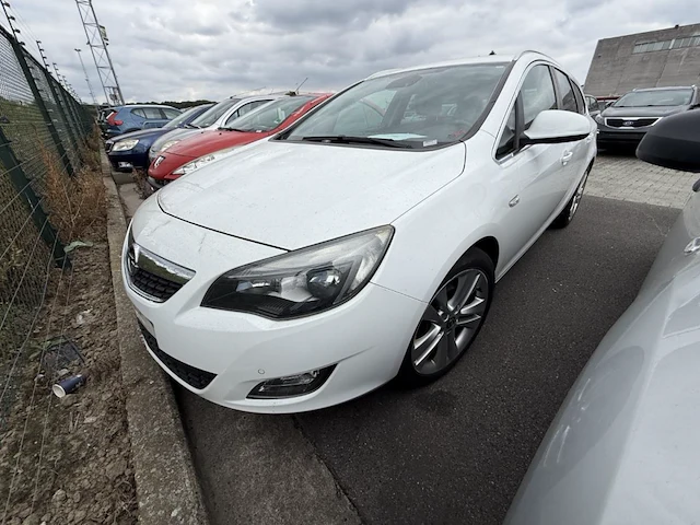Opel astra, 2011 - afbeelding 1 van  29