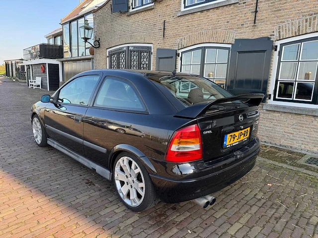 Opel astra 2.2-16v sport ed.ii opc uitv. nr: 0826 - afbeelding 15 van  21