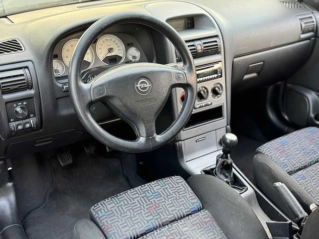 Opel astra bertone coupé 1.8-16v org nederlands nap 08-gg-dv - afbeelding 20 van  20