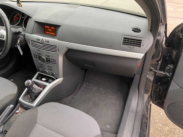 Opel astra gtc 1.4 business airco 4288 - afbeelding 8 van  17