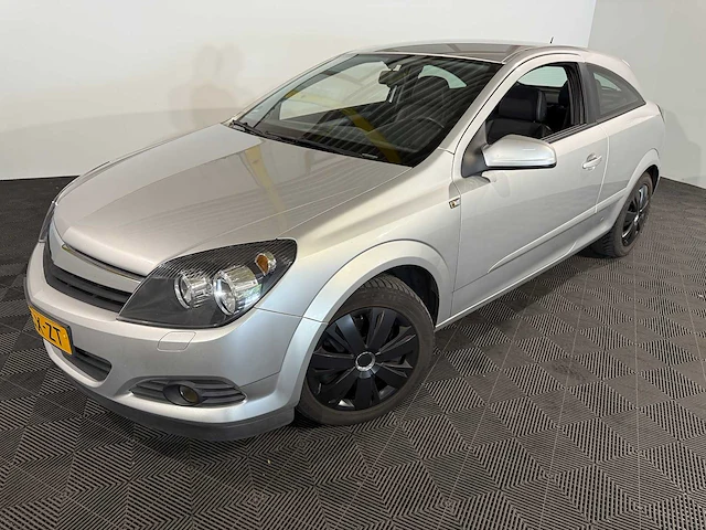 Opel astra gtc 1.6 edition, 44-sx-zt - afbeelding 1 van  13