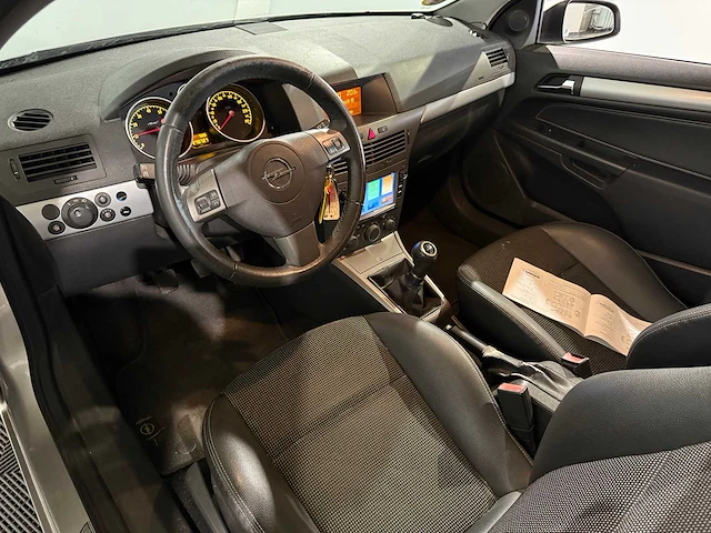 Opel astra gtc 1.6 edition, 44-sx-zt - afbeelding 12 van  13