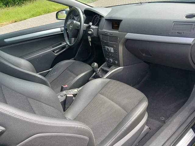 Opel astra gtc 1.6 sport, 12-tv-kv - afbeelding 4 van  23