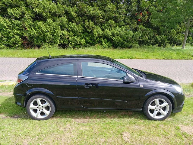 Opel astra gtc 1.6 sport, 12-tv-kv - afbeelding 22 van  23