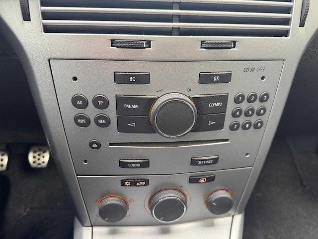 Opel astra gtc 1.6 sport airco 89-zj-kz - afbeelding 5 van  20